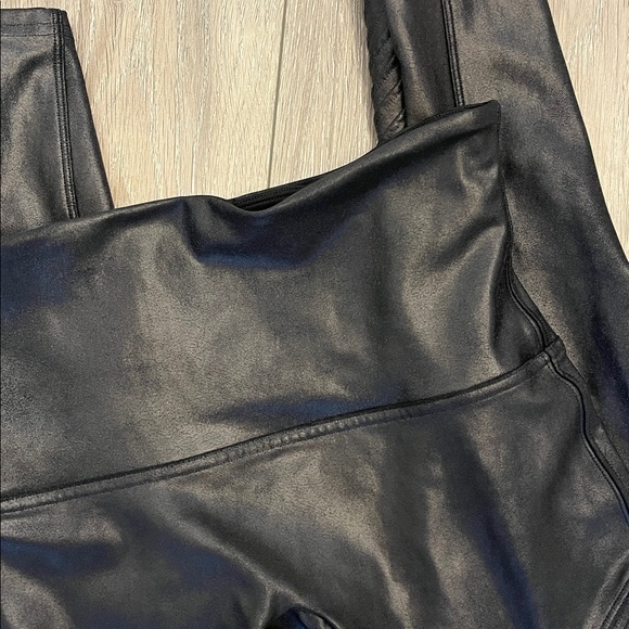 Spanx Moto Faux Leather Leggings - Picture 3 of 7